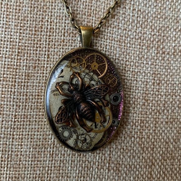 Bee Steam Punk Vintage Watch Face Gears Necklace Homemade - Picture 5 of 9